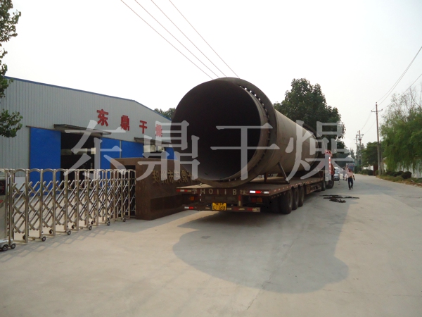 粉煤灰烘干機熱源設備發貨現場